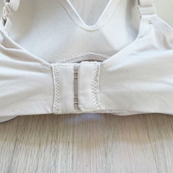 BUY 1 GET 1 FREE VS 36C incredible padded no wire light khaki tan - Picture 2 of 12